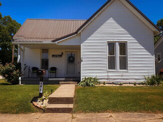602 S Seminary St, Princeton, IN 47670