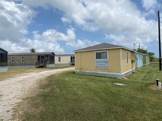 450 Matagorda St, Matagorda, TX 77457