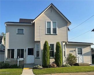 99 W Martin St, East Palestine, OH 44413