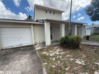 6160 Camp Lee Rd, West Palm Beach, FL 33417