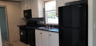 31 Mockingbird Hill Dr Unit 221, Orion Township, MI 48359