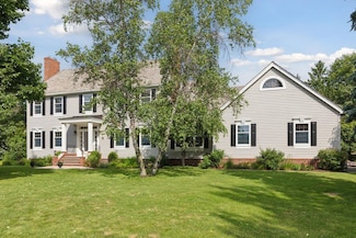 10636 Purdey Rd, Eden Prairie, MN 55347