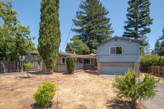 5 Palm Circle Rd, Woodside, CA 94062