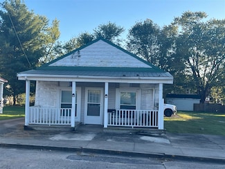 413 Durham St, Greensburg, KY 42743