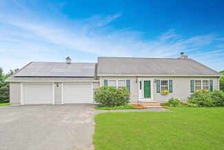 16 Farm Pond Rd, Oakham, MA 01068