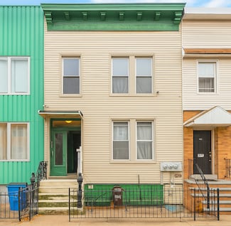 147 Diamond St, Brooklyn, NY 11222