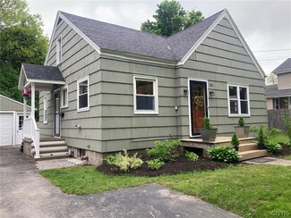 210 E 8th St, Oswego, NY 13126