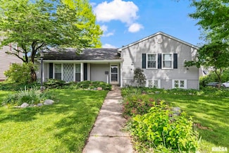 2236 Warson Rd, Springfield, IL 62704