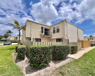 11987 Shakerwood Ln, Wellington, FL 33414