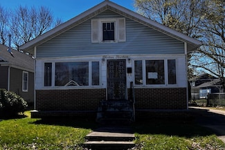 1314 Corby Blvd, South Bend, IN 46617