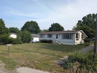 602 4th St, Ludington, MI 49431