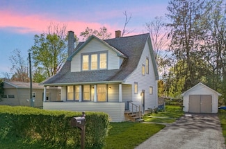 228 Tracy Creek Rd, Vestal, NY 13850