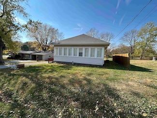 7621 N State Road 159, Bicknell, IN 47512