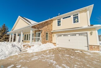4227 Clubhouse Dr S, Fargo, ND 58104