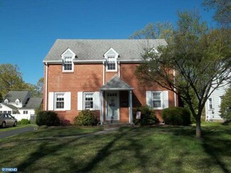543 Manor Cir, Folsom, PA 19033