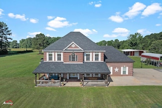 228 County Road 2151, Beckville, TX 75631