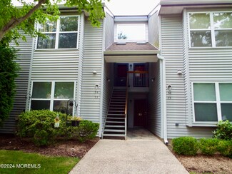 54 Aspen Ave Unit 484, Englishtown, NJ 07726