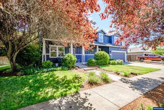 3890 Somerset Ave NE, Albany, OR 97322