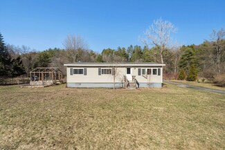 109 Trues Brook Rd, West Lebanon, NH 03784