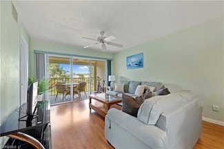 1018 Manatee Rd Unit E302, Naples, FL 34114