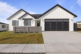 2951X W Hallett Rd, Medical Lake, WA 99022