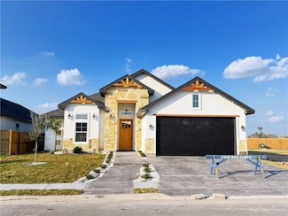 1008 Magnolia St, Palmhurst, TX 78573