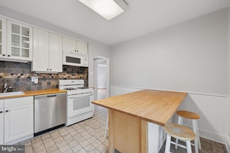 457 W Lancaster Ave Unit C, Haverford, PA 19041