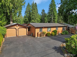 8031 Fir Tree Ln, Lake Stevens, WA 98258