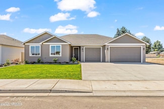 5160 Woolsey Ln, Yakima, WA 98903