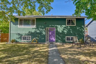 2703 E Longfellow Ave, Spokane, WA 99207
