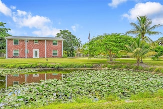 1201 Old Hiatus Rd, Plantation, FL 33323