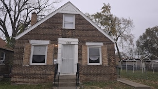 10221 S Hoxie Ave, Chicago, IL 60617