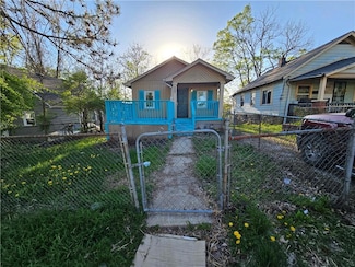 4410 Myrtle Ave, Kansas City, MO 64130