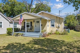 613 Fir St, Fernandina Beach, FL 32034