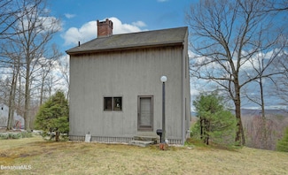 481 Shunpike Rd, Sheffield, MA 01257