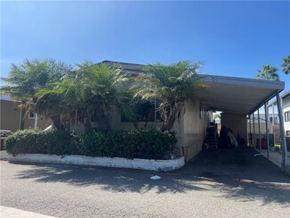 6301 Warner Ave Unit 4, Huntington Beach, CA 92647