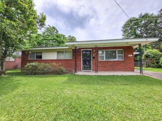 109 North St, Petal, MS 39465