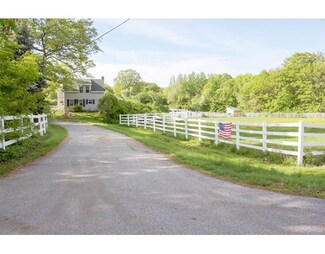 35 Downfall Rd, Byfield, MA 01922