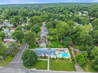 3657 Park Ave, Fairfield, CT 06825