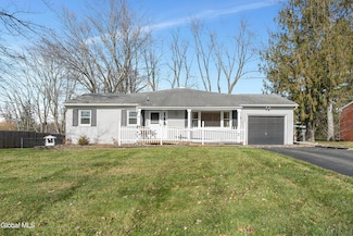 36 Bloomingdale Ave, East Greenbush, NY 12061