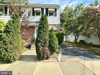 119 Walnut St, Morton, PA 19070