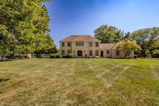 24 Covered Bridge Rd, Branchburg, NJ 08853