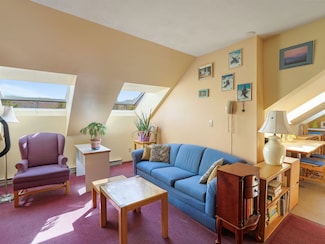 137 E Mountain Rd Unit 2G4, Killington, VT 05751