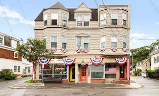 730 Hale St Unit 3, Beverly, MA 01915