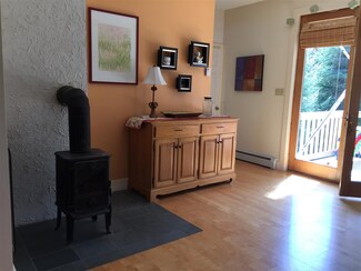 46 Guys View, Lyndonville, VT 05851