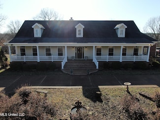 556 Thomas Rd, Holly Springs, MS 38635