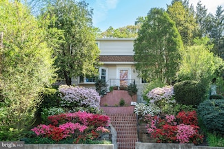 1705 N Quesada St, Arlington, VA 22205