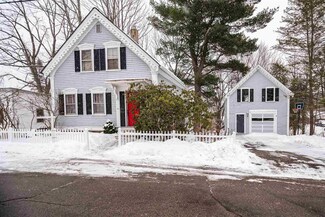 13 Myrtle St, Somersworth, NH 03878