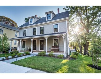 70 High St Unit 72, Newton Upper Falls, MA 02464