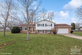 100 S East St, Capron, IL 61012